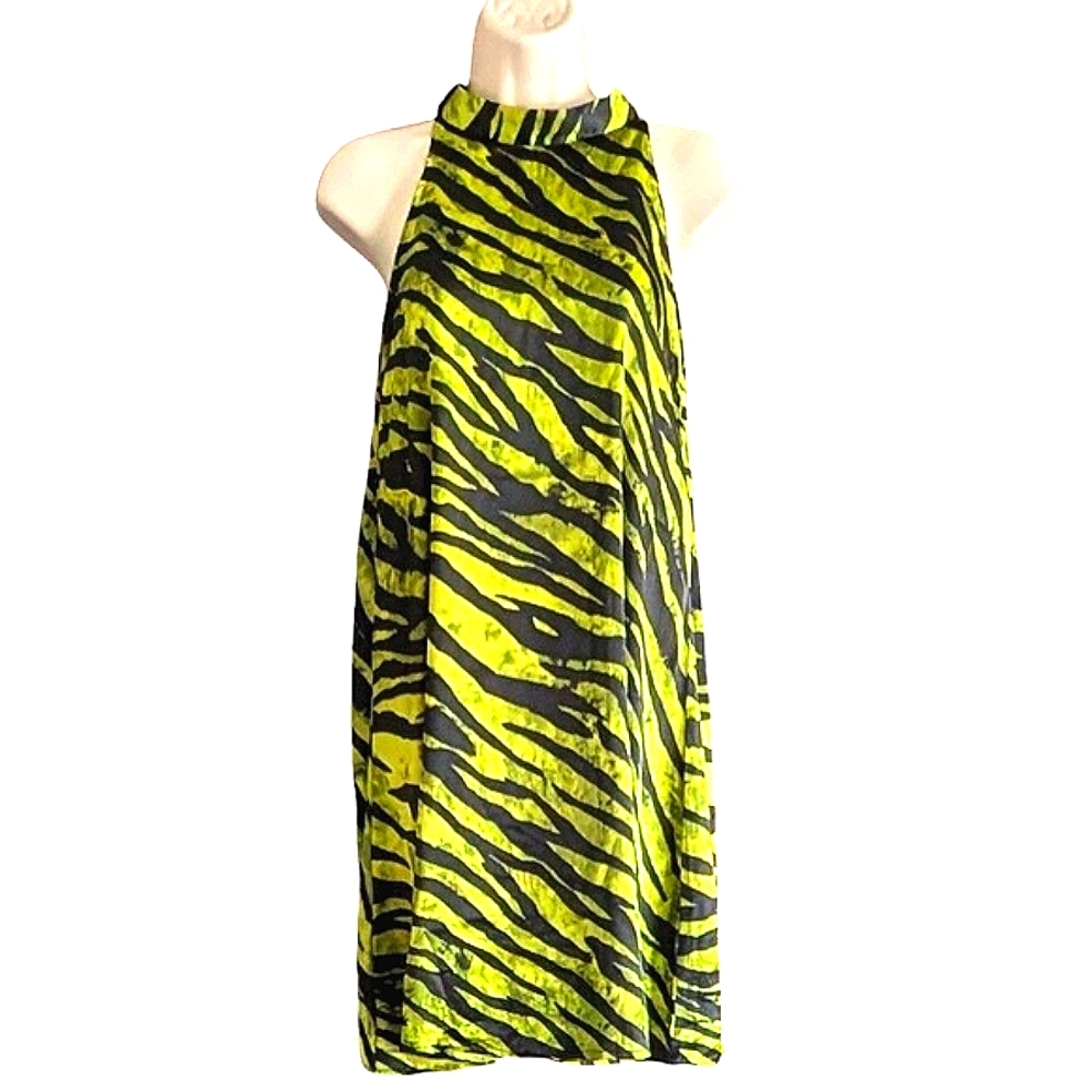 Vero Moda Aware Green and Black Patterned Dress. Size XS